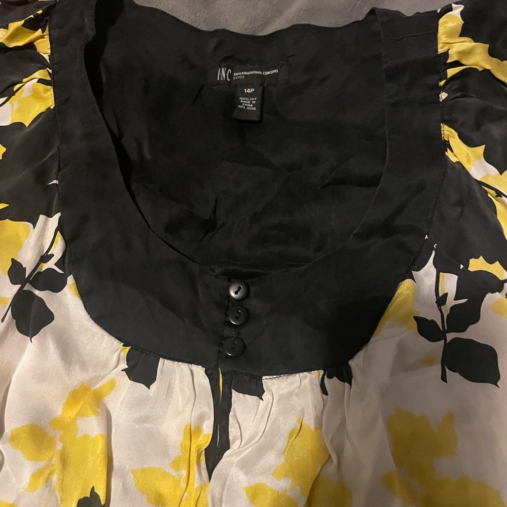 Cute INC top